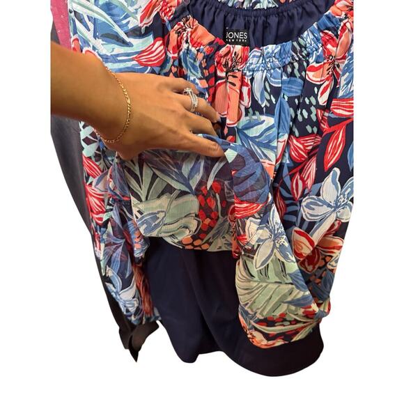 Jones New York Floral Smocked Neck Blouse PXS NWT Off-Shoulder. Boho Resort Top - Picture 4 of 8